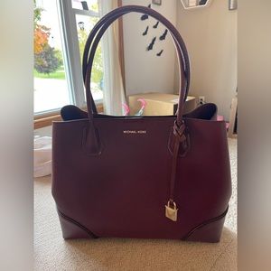 Michael Kors Mercer Tote